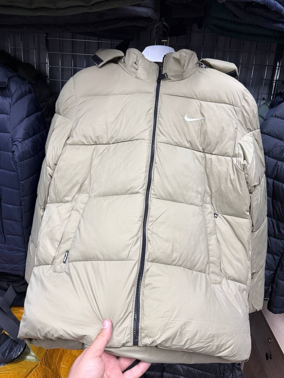 куртка мужская зимняя adidas,зимняя куртка adidas,пуховик nike acg зелёный,куртка зимняя,куртка зимняя пуховик adidas