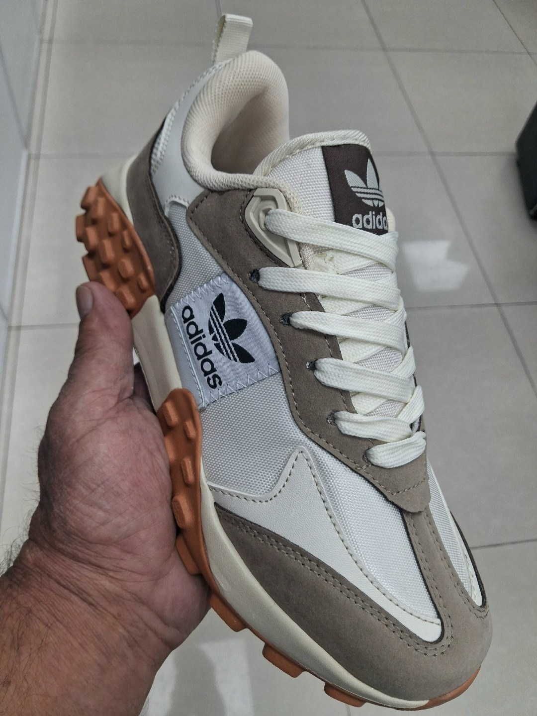 кроссовки adidas,кроссовки мужские adidas,кроссовки мужские,кроссовки мужские адидас,кроссовки для мужчин
