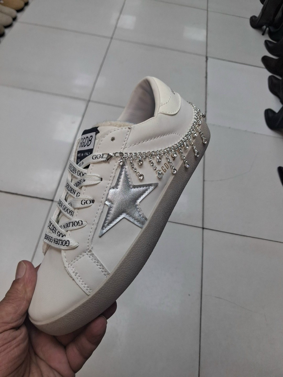 ,кроссовки golden goose,кеды golden goose,женские кеды golden goose,голден гус кеды на липучках