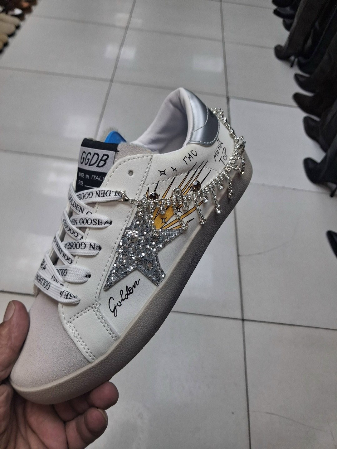 ,кроссовки golden goose,кеды golden goose,женские кеды golden goose,голден гус кеды на липучках