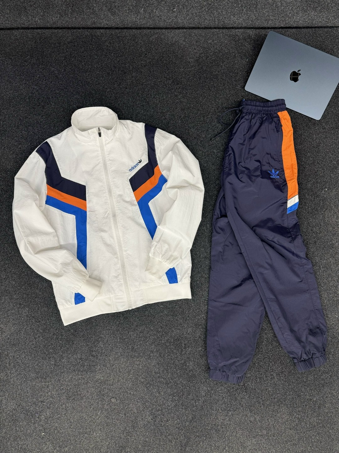 спортивный костюм адидас 90,спортивный костюм adidas,спортивные костюм,спортивный костюм плащевой на молнии jamfitwear 341112282,спортивные костюмы ссср