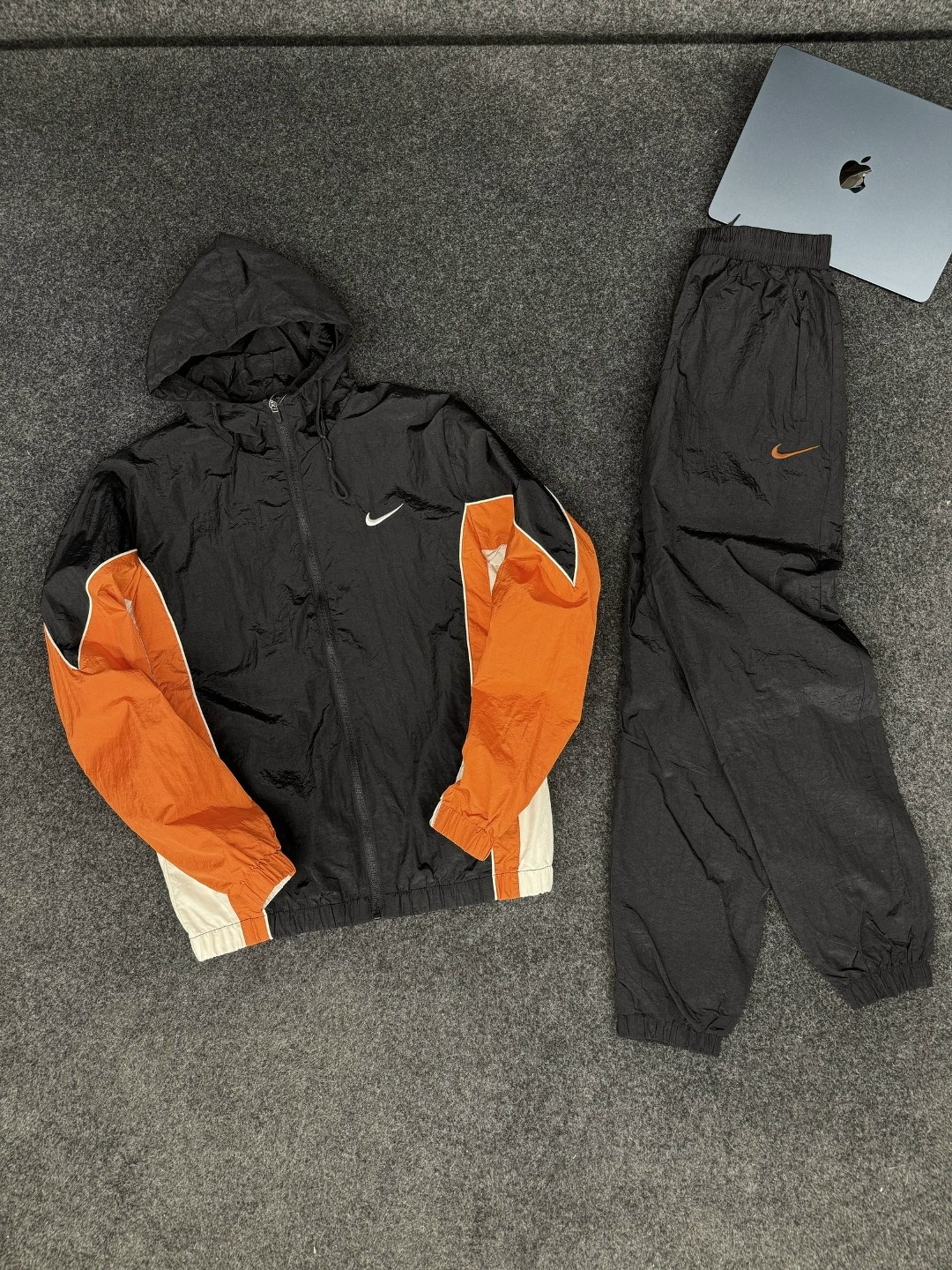 спортивный костюм nike плащевка,спортивные костюмы nike,костюм найк плащевка,спортивный костюм найк мужской,спортивный костюм плащевка