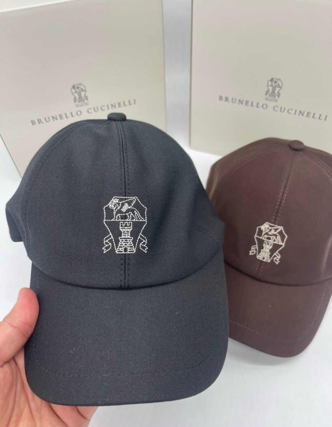 бейсболка brunello cucinelli,бейсболка с логотипом brunello cucinelli,мужские бейсболки brunello cucinelli,кепка brunello cucinelli,хлопковая бейсболка brunello cucinelli