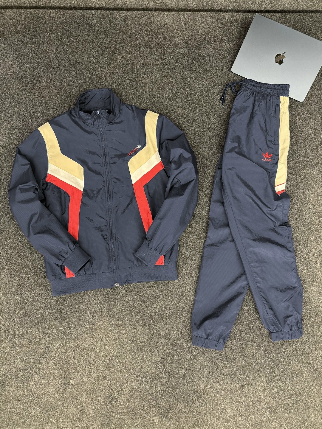 спортивный костюм адидас 90,спортивный костюм adidas,спортивные костюм,спортивный костюм плащевой на молнии jamfitwear 341112282,спортивные костюмы ссср