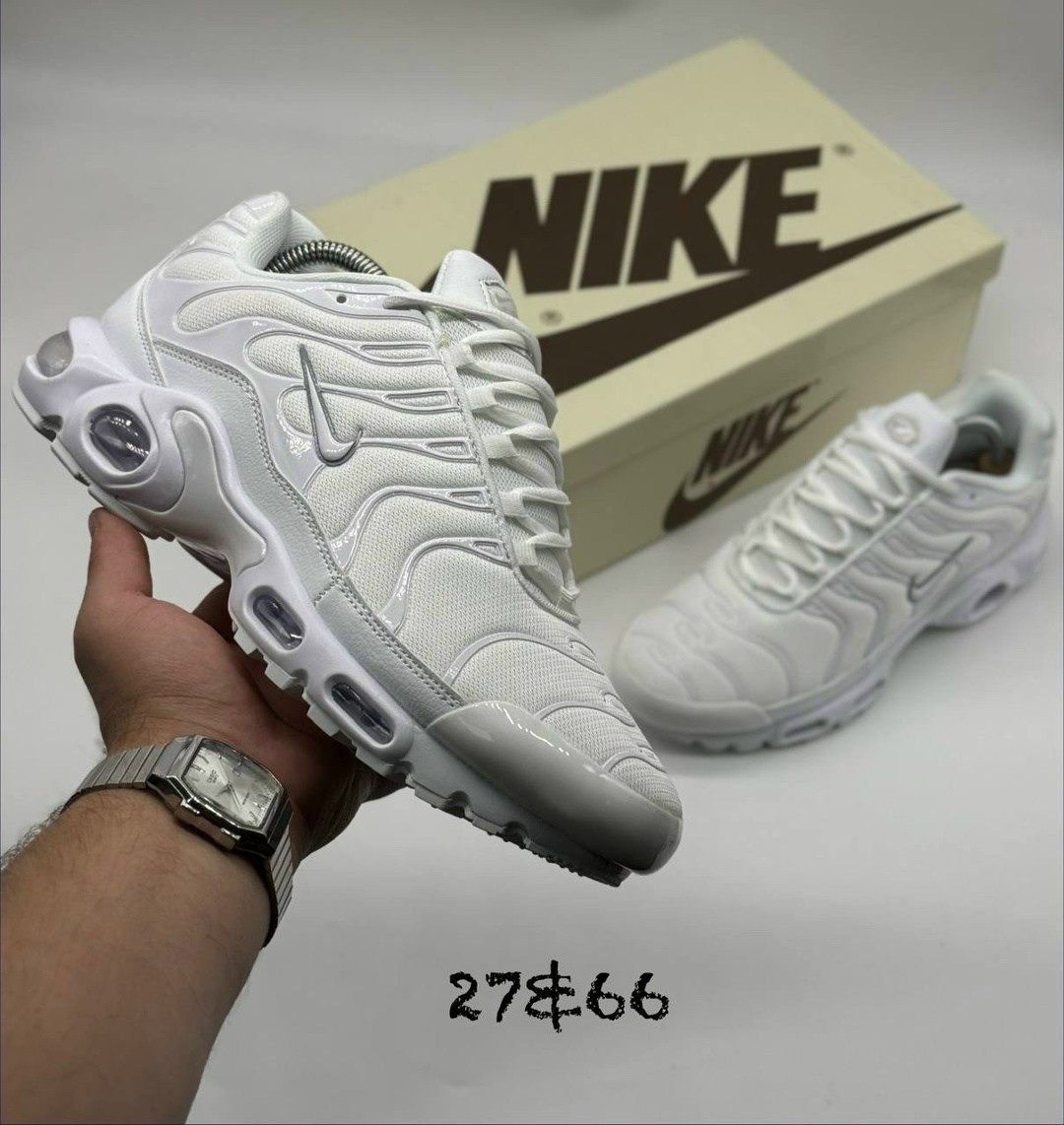 кроссовки nike air max tn plus,nike air max plus tn мужские кроссовки белые,nike air max plus tn,кроссовки nike air max plus,кроссовки