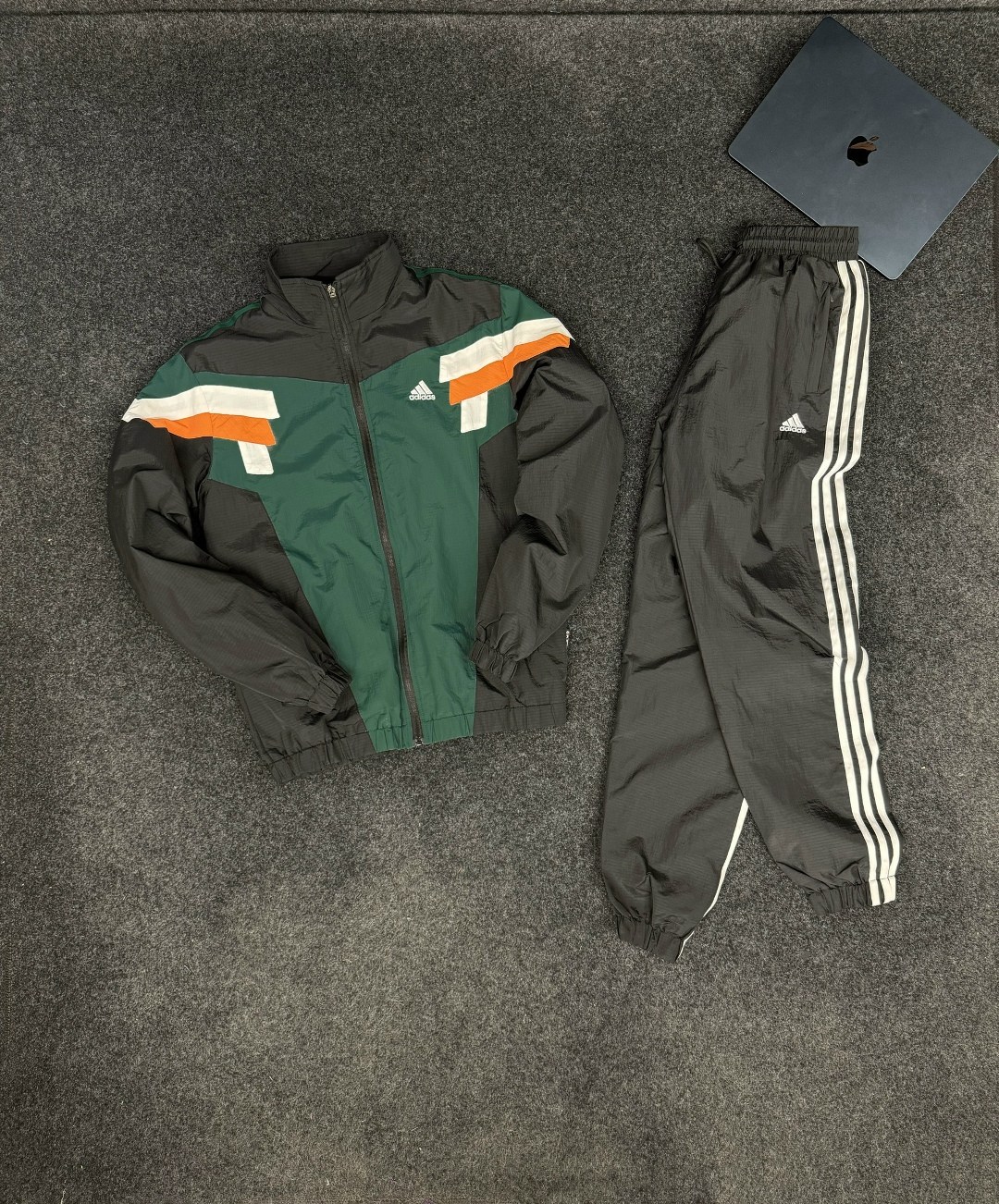 спортивный костюм adidas,спортивный костюм adidas 90х,костюм adidas 90 х,мужской спортивный костюм adidas,спортивный костюм adidas в стиле 90х