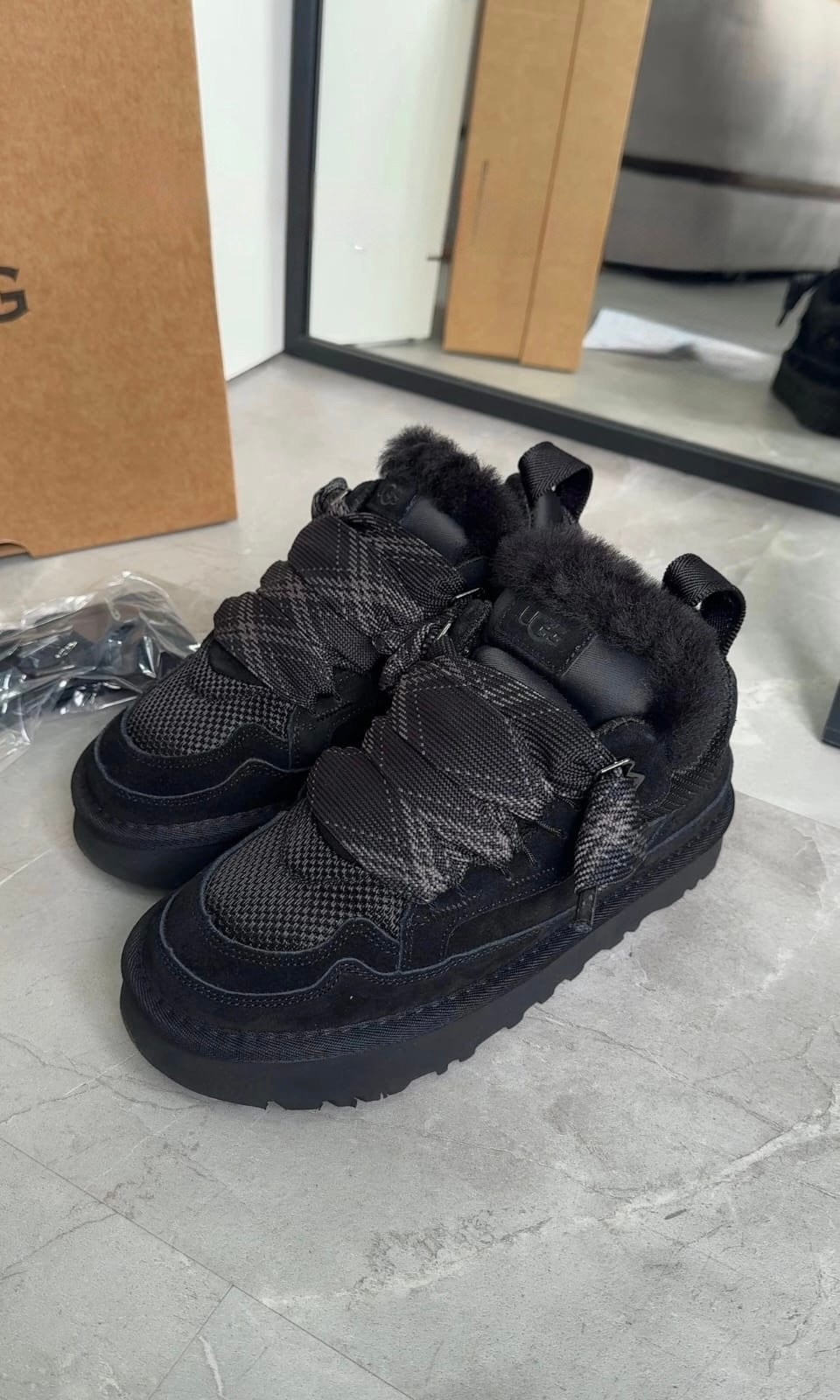 ,кроссовки ugg,ugg lowmel sneaker,зимняя ,теплые кроссовки