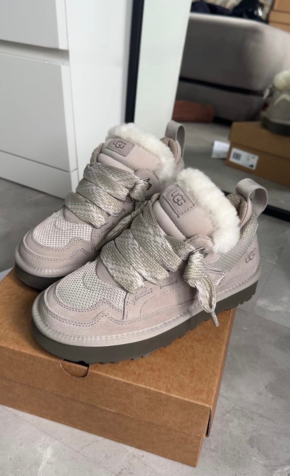 ,кроссовки ugg,ugg lowmel sneaker,зимняя ,теплые кроссовки