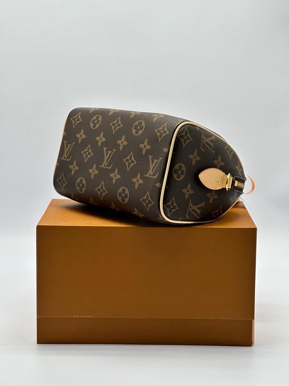 подарочная коробка louis vuitton,louis vuitton monogram,louis vuitton коробка,louis vuitton bag,louis vuitton коробка оригинал оранжевый