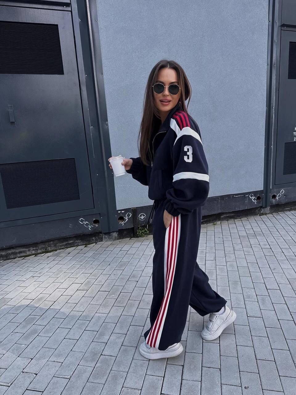 стильные костюмы,спортивный костюм женский,костюм женский,костюм с лампасами,костюм женский на флисе