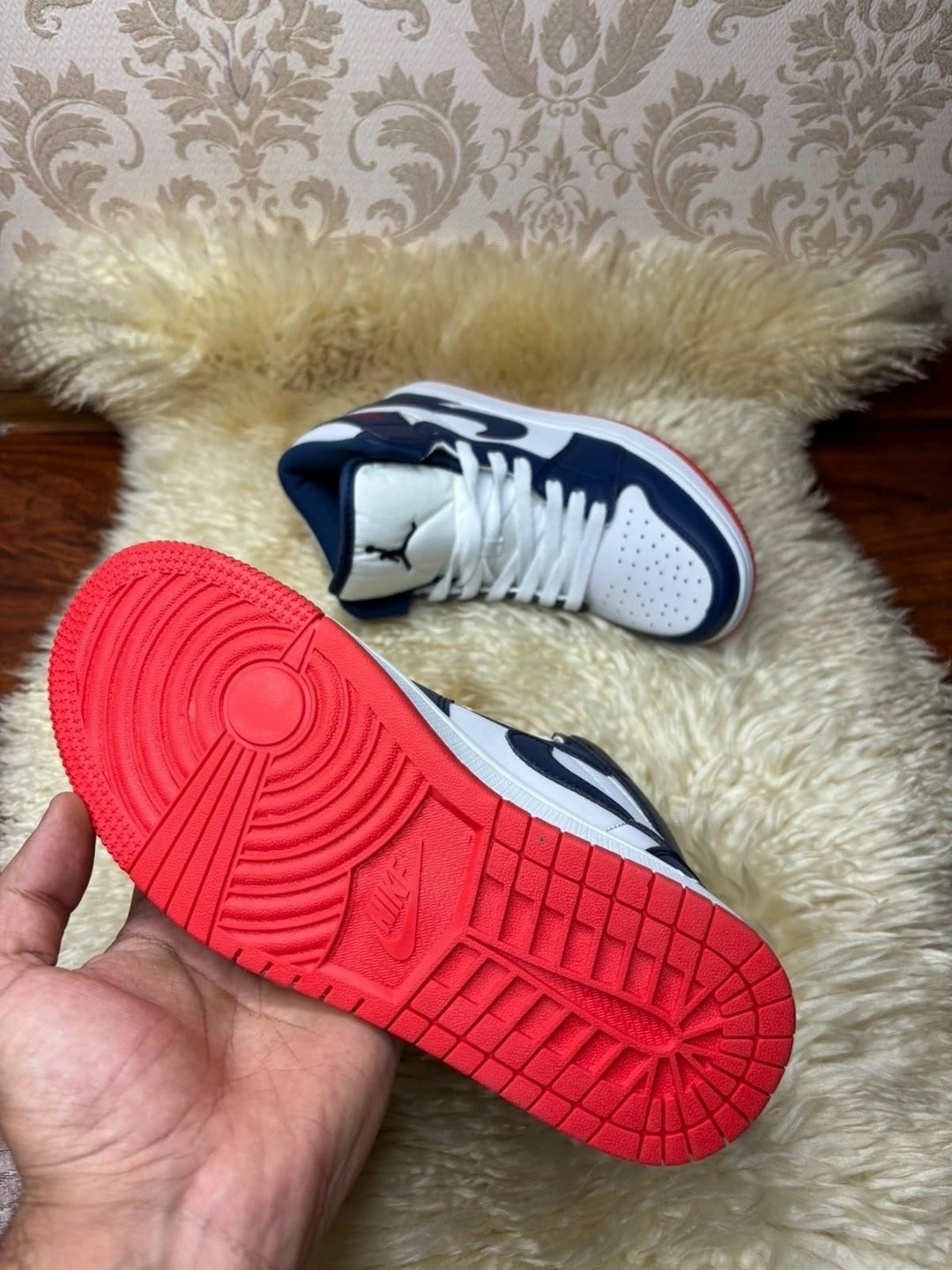 nike air jordan 1 mid se,air jordan 1 mid se,nike air jordan 1 mid,nike air jordan 1,air jordan 1 mid