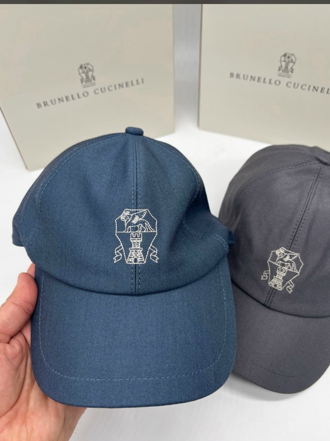 бейсболка brunello cucinelli,бейсболка с логотипом brunello cucinelli,мужские бейсболки brunello cucinelli,кепка brunello cucinelli,хлопковая бейсболка brunello cucinelli