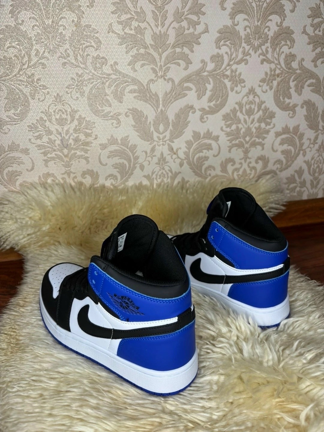 nike air jordan 1 mid se,air jordan 1 mid se,nike air jordan 1 mid,nike air jordan 1,air jordan 1 mid
