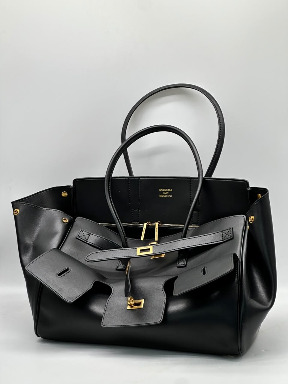 сумка,сумка balenciaga,женская сумка,кожаная сумка,сумка тоут