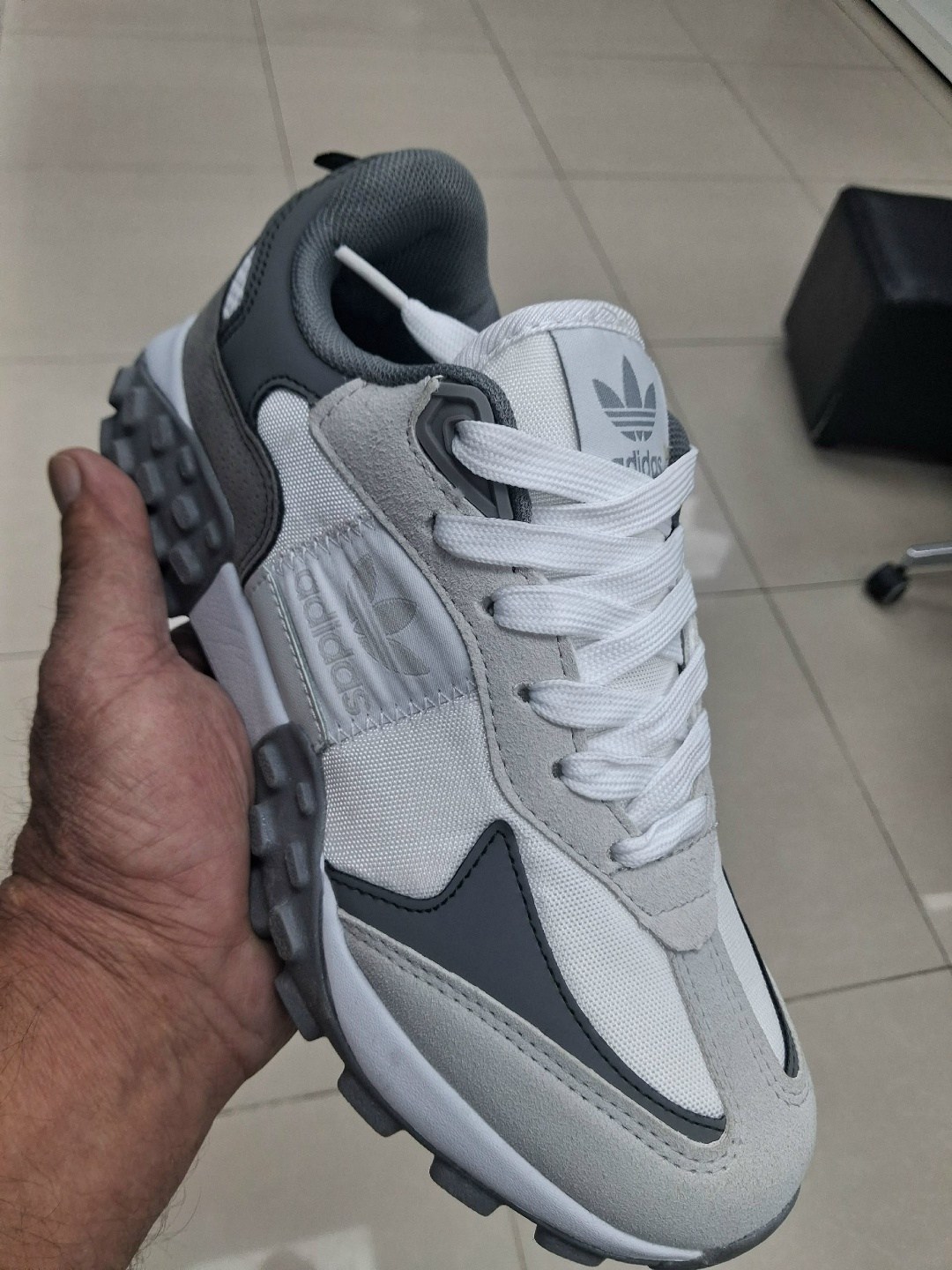 кроссовки adidas,кроссовки мужские adidas,кроссовки мужские,кроссовки мужские адидас,кроссовки для мужчин
