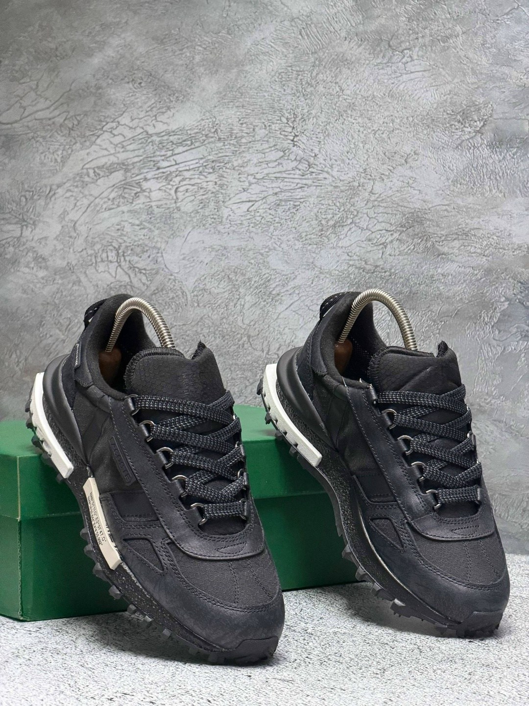 мужской кроссовки,кожаные кроссовки мужские армани,кроссовки lacoste,кроссовки мужские lacoste,кроссовки армани замш