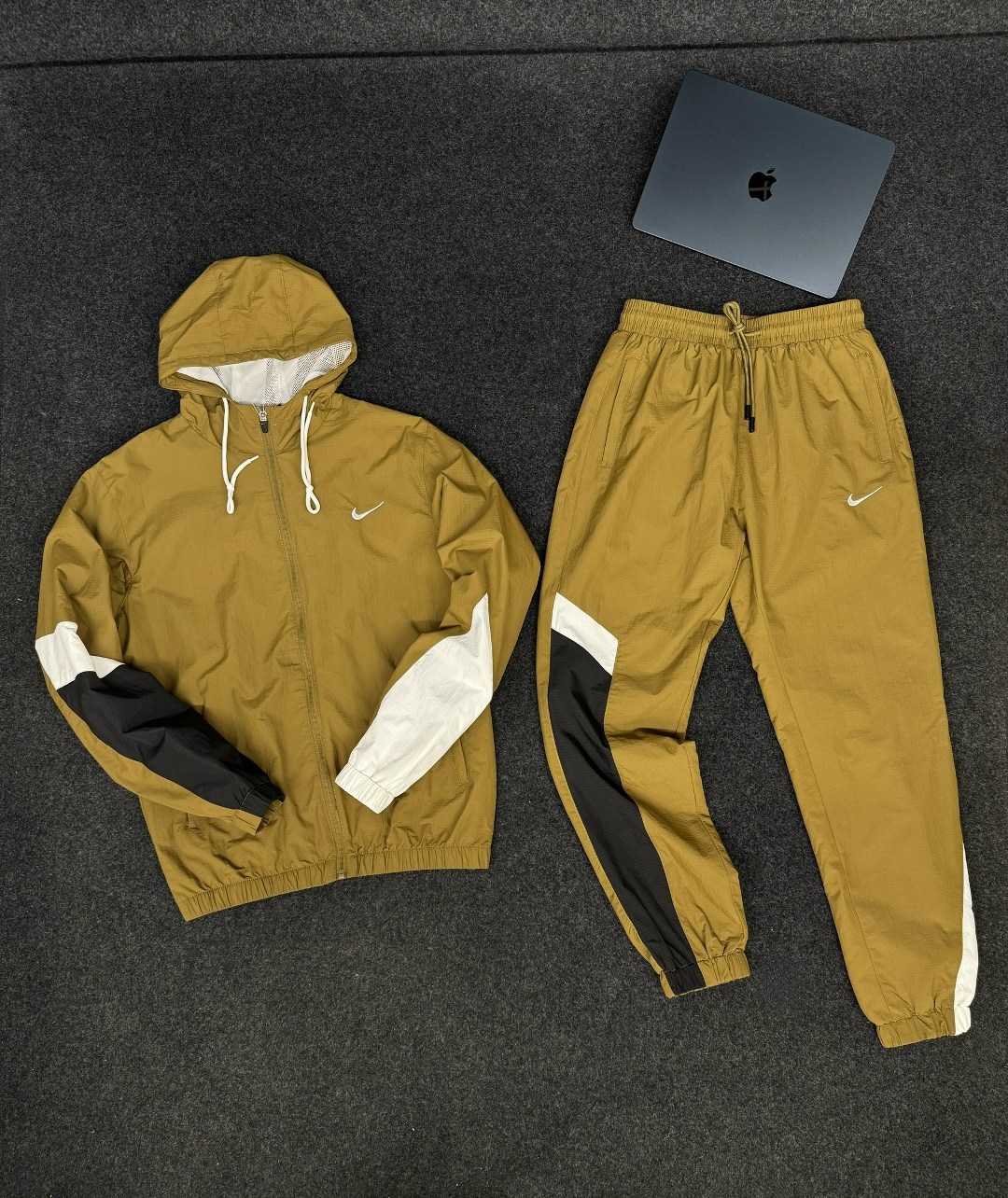 спортивные костюмы nike,спортивный костюм nike плащевка,спортивный костюм плащевка мужской,спортивный костюм найк мужской,мужской спортивный костюм