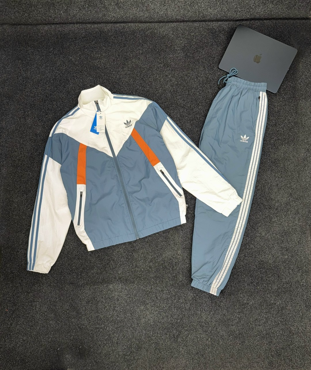 adidas спортивный костюм,спортивный костюм adidas 90х,костюм спортивный adidas originals,мужской спортивный костюм adidas,спортивный костюм adidas ретро