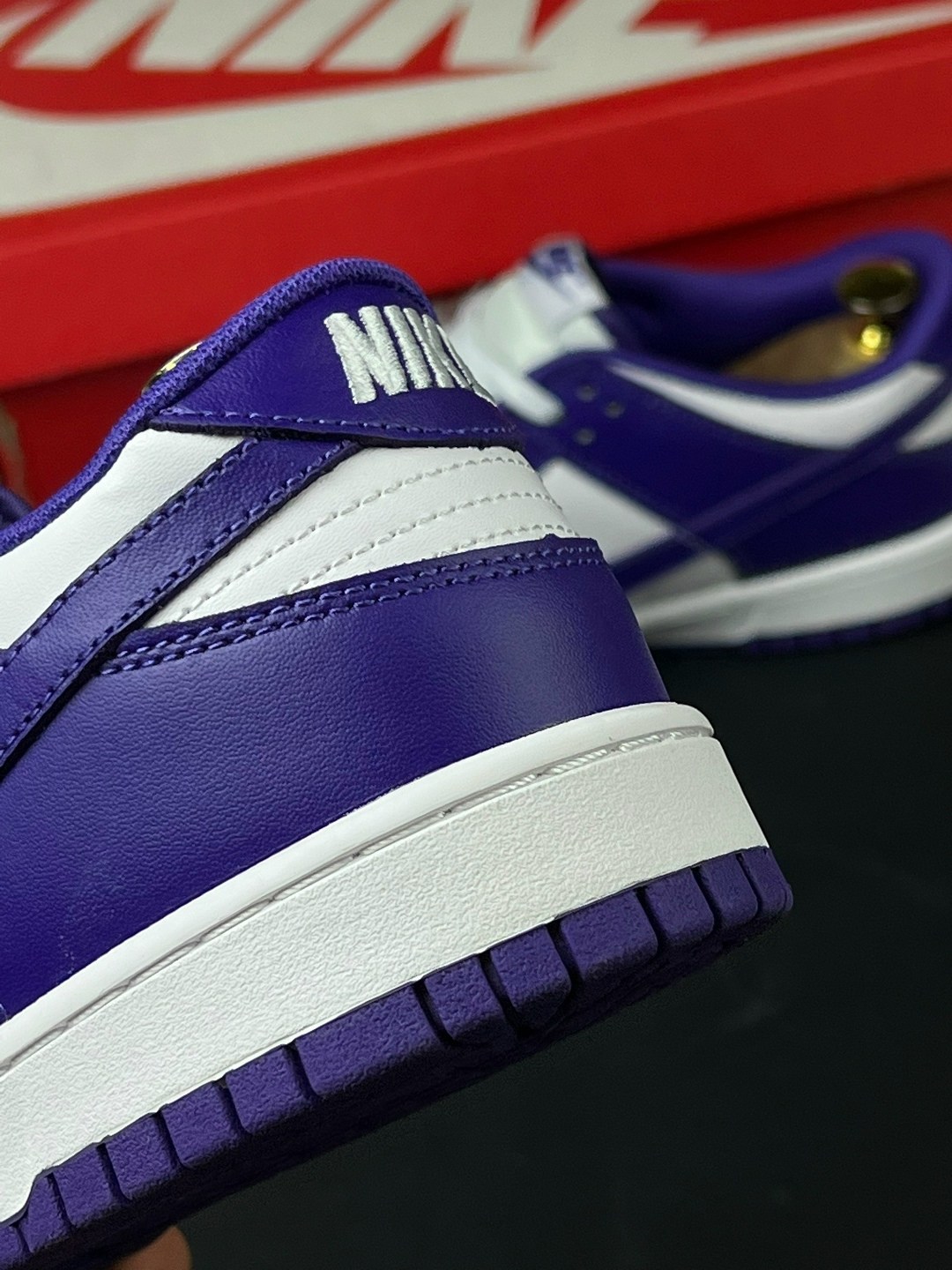 nike sb dunk low court purple,кроссовки nike dunk low championship court purple,nike dunk low retro court purple,кроссовки nike dunk low retro,кроссовки nike dunk low