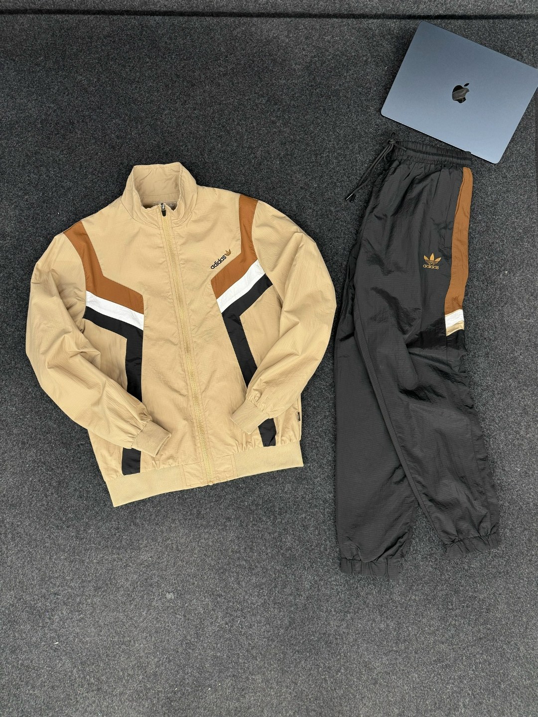 спортивный костюм адидас 90,спортивный костюм adidas,спортивные костюм,спортивный костюм плащевой на молнии jamfitwear 341112282,спортивные костюмы ссср
