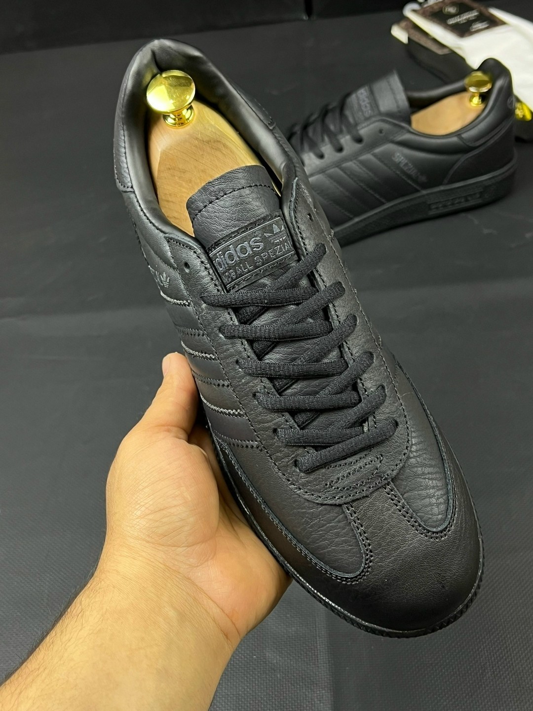 adidas gazelle черные кожаные,кроссовки adidas gazelle bb5497 мужские черные кожаные,кроссовки черные grand court adidas,adidas originals gazelle,мужские кроссовки adidas gazelle