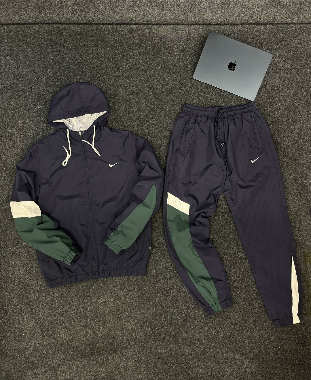 спортивные костюмы nike,спортивный костюм nike плащевка,спортивный костюм плащевка мужской,спортивный костюм найк мужской,мужской спортивный костюм