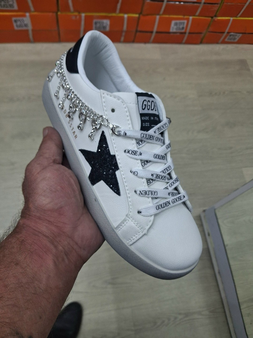 ,кроссовки golden goose,кеды golden goose,женские кеды golden goose,голден гус кеды на липучках