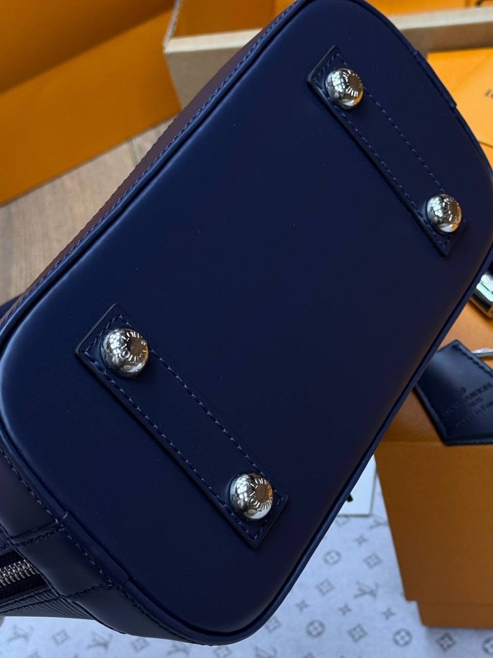 сумки,louis vuitton alma bb,сумка,сумка луи витон розовая,сумка женская louis vuitton