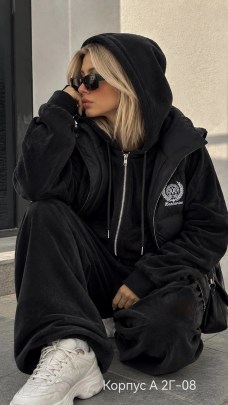 Костюм