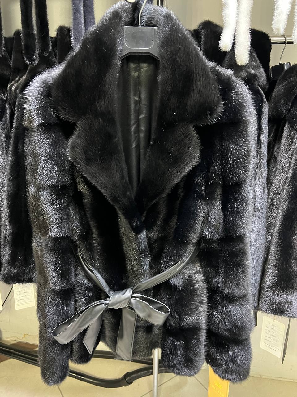норковая шуба,шуба норка,шуба норковая с капюшоном,шуба,норковая шуба летучая мышь поперечка