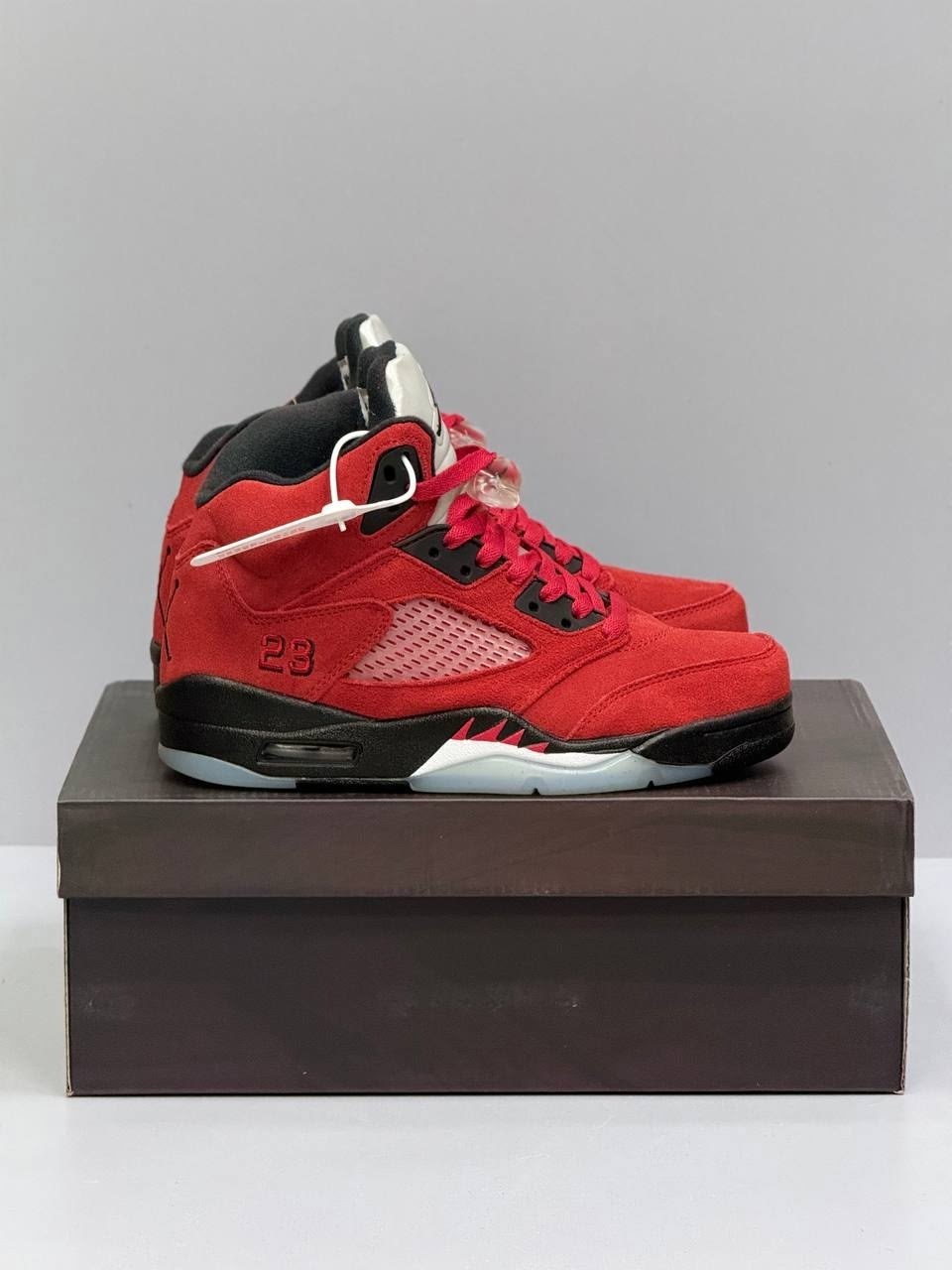 jordan 5 retro raging bull red,nike air jordan 5 retro,nike air jordan 5,кроссовки air jordan 5 retro raging bull red suede,air jordan 5