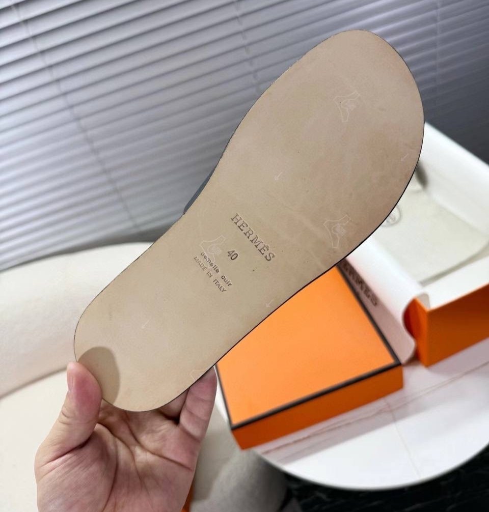 мужские шлепки эрмес,шлепанцы hermes мужские,шлепанцы hermes,мужские шлепанцы,мужские шлепки