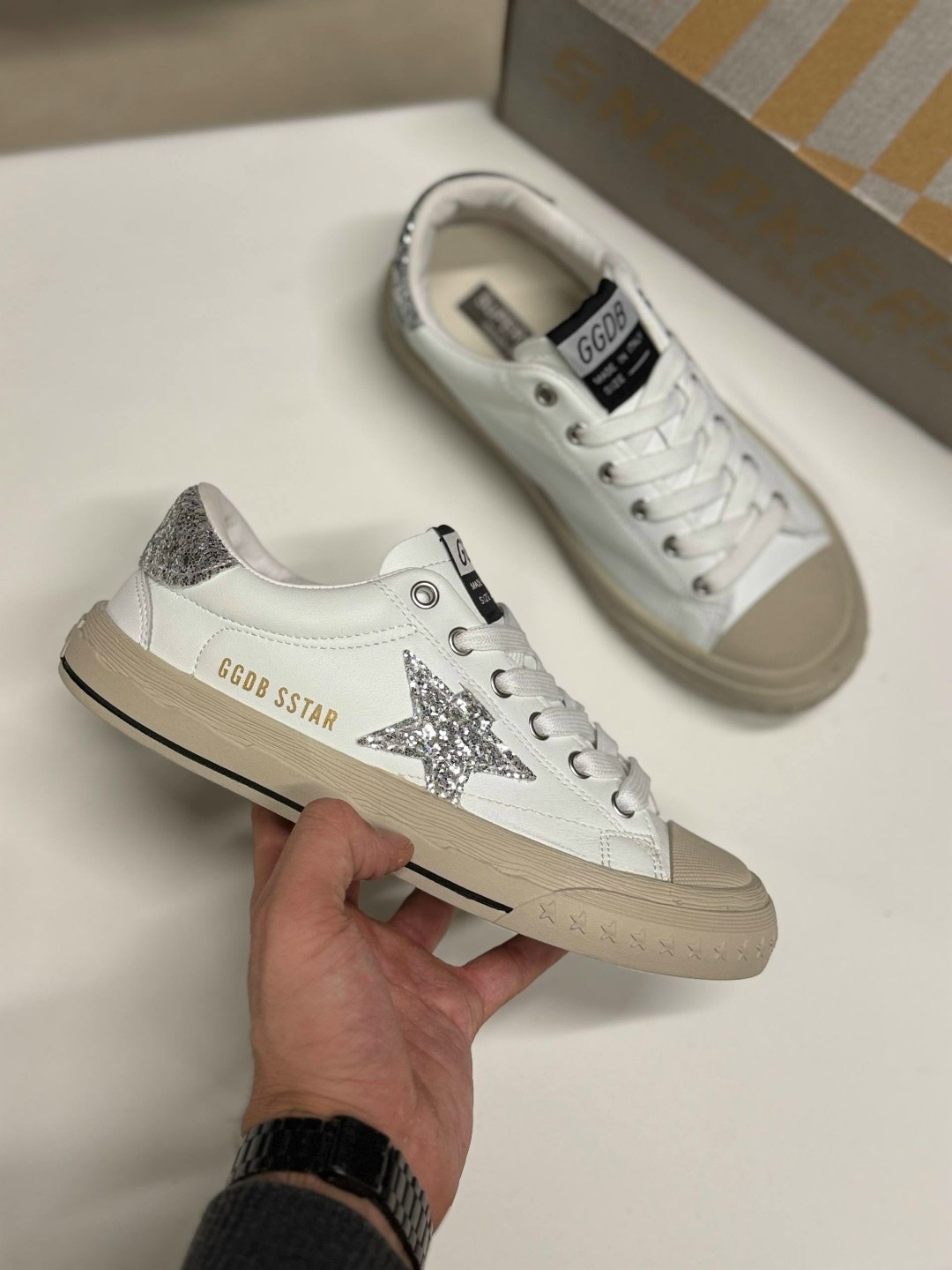 кроссовки golden goose hi star classic синий,синие женские замшевые кеды hi star golden goose,кеды golden goose,замшевые кеды hi star golden goose deluxe brand,замшевые кеды hi star golden goose gwf00