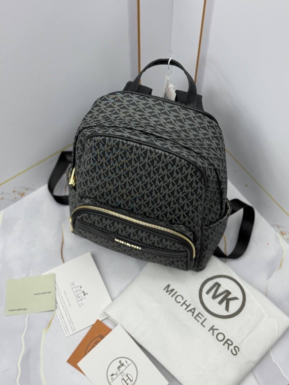 michael kors рюкзак michael kors,рюкзак michael kors женский,michael kors рюкзак,стильный рюкзак michael kors,сумка рюкзак michael kors