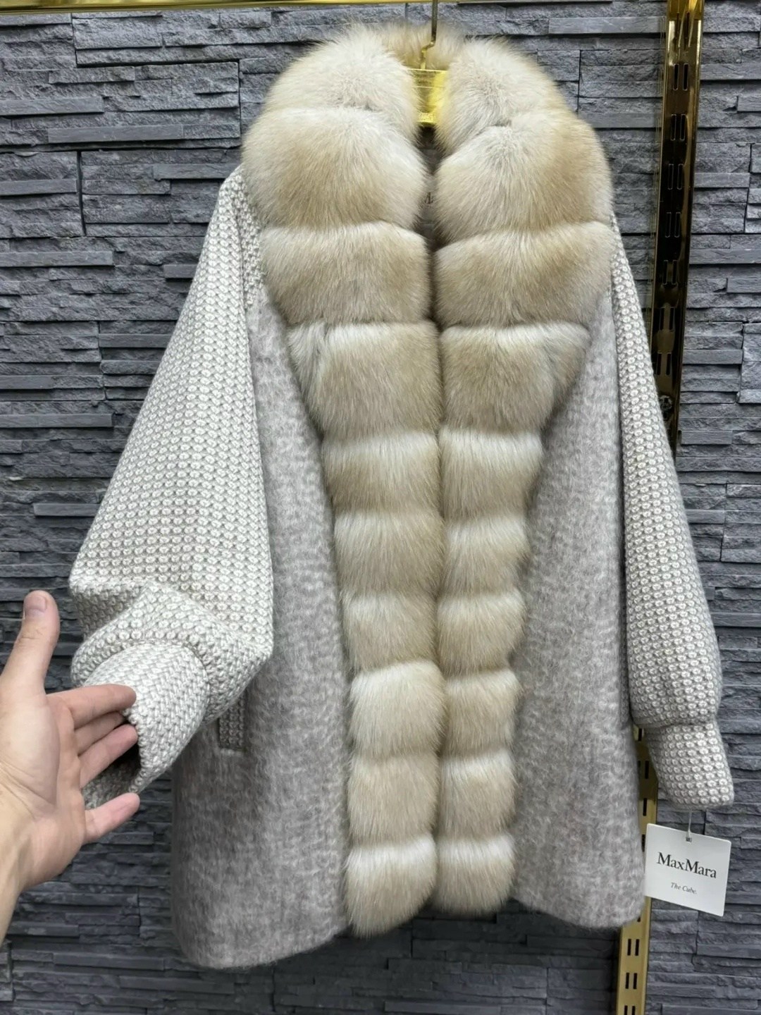 кардиган с мехом песца,длинный кардиган косичка с натуральным мехом песца,кардиган с мехом,кардиган меховой,мех песец
