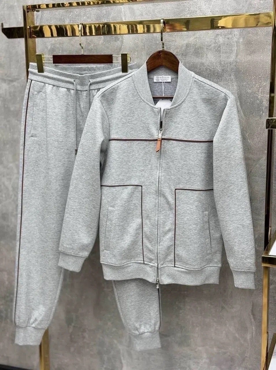 спортивный костюм brunello cucinelli,спортивный костюм,спортивный костюм мужской,костюм спортивный prada,костюм brunello cucinelli