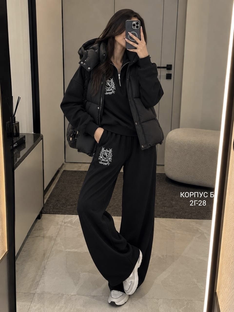 женский чёрный костюм тройка miu miu,женский костюм тройка,костюм тройка с курткой black&brand,женский теплый костюм тройка miu miu,костюм тройка moncler на флисе женский