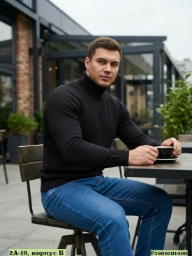 Свитер