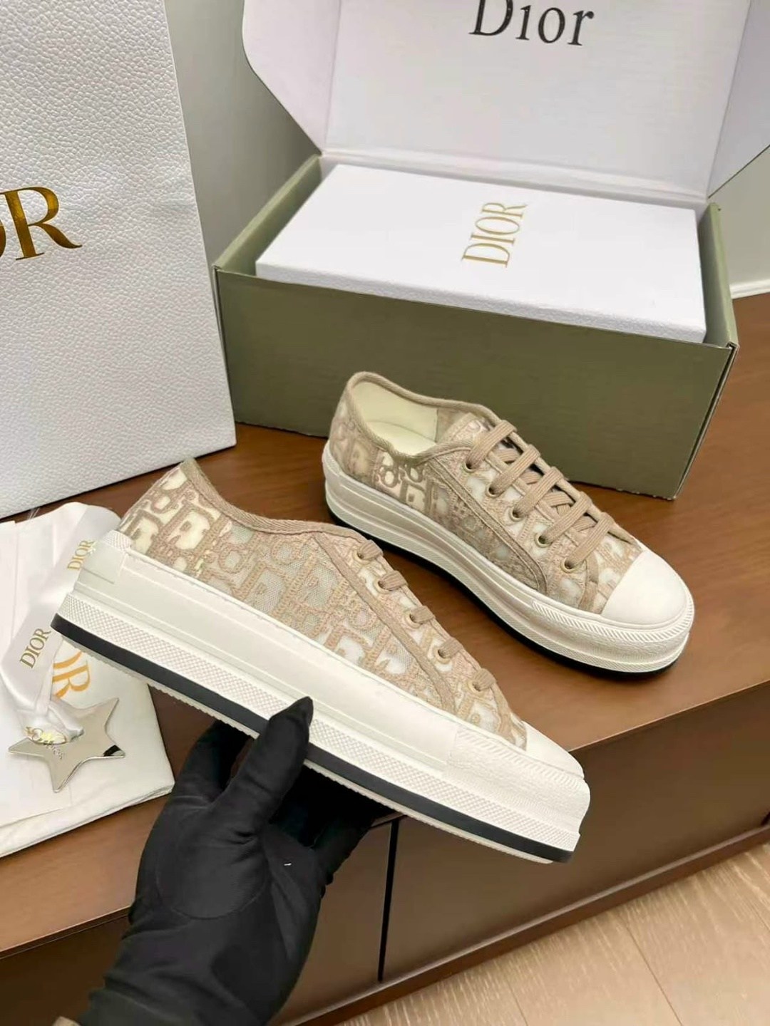 кеды женские dior,кеды dior,кроссовки dior,кеды christian dior,кеды dior walk'n dior женские 55101