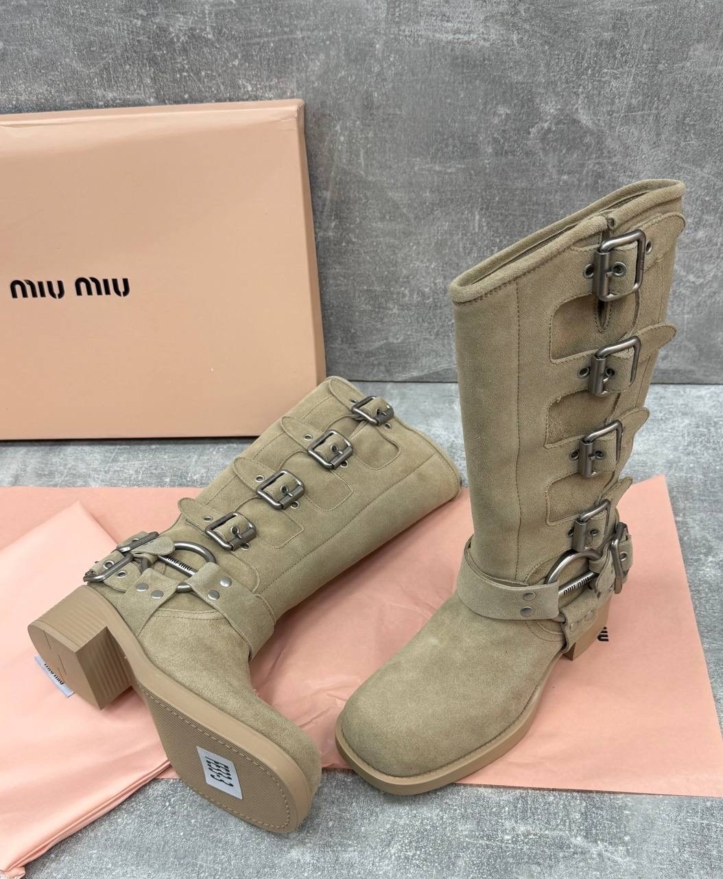 сапоги miu miu,женские сапоги,,сапоги модные,замшевые сапоги