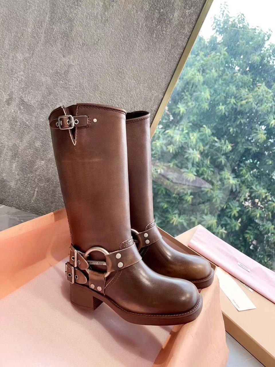 кожаные сапоги miu miu,,сапоги женские коричневые,сапоги женские натуральная замша,miu miu сапоги