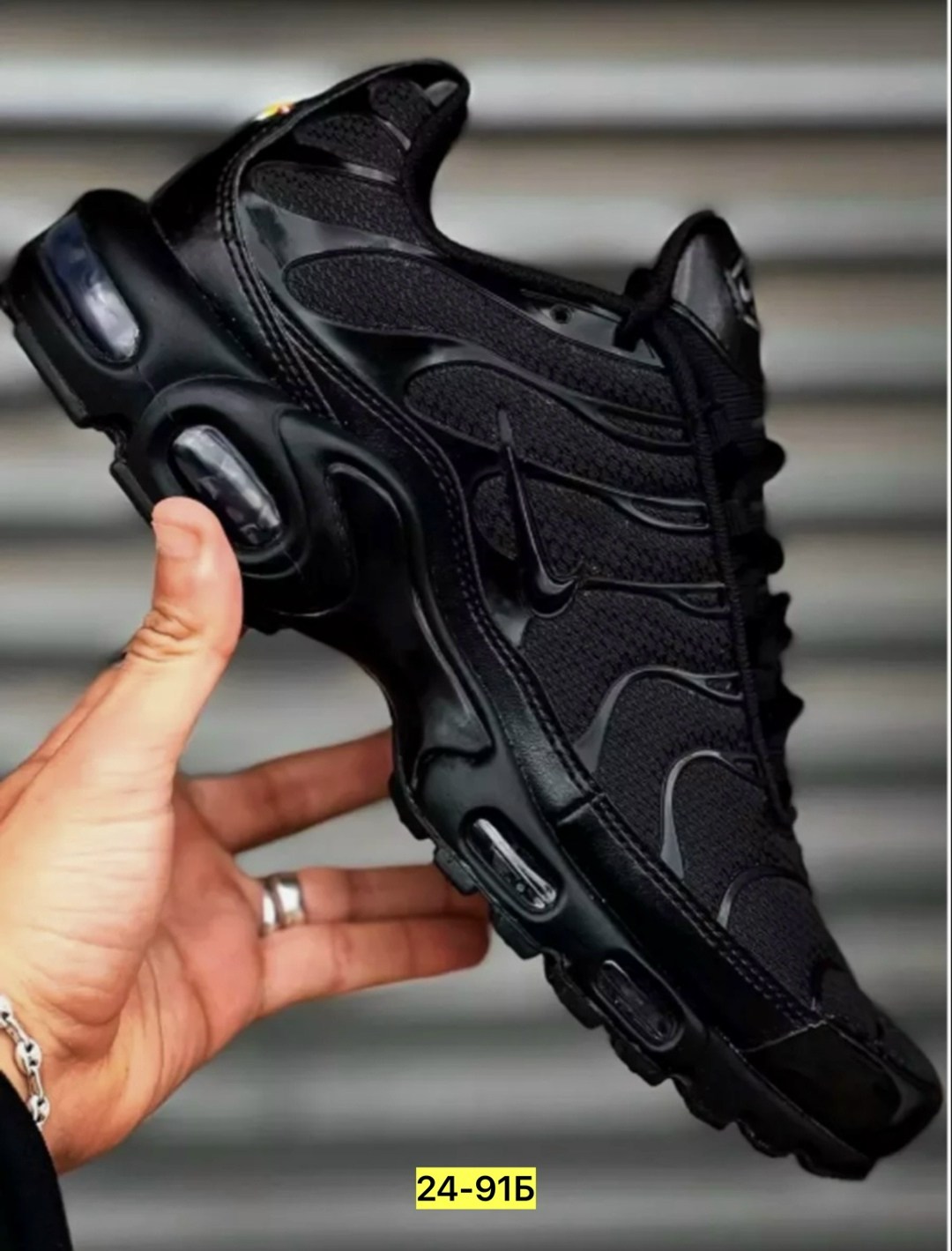 кроссовки nike air max tn plus,кроссовки найк air max tn plus летние дышащие,air max plus tn nike,nike tn air max triple black,nike air max tn plus black