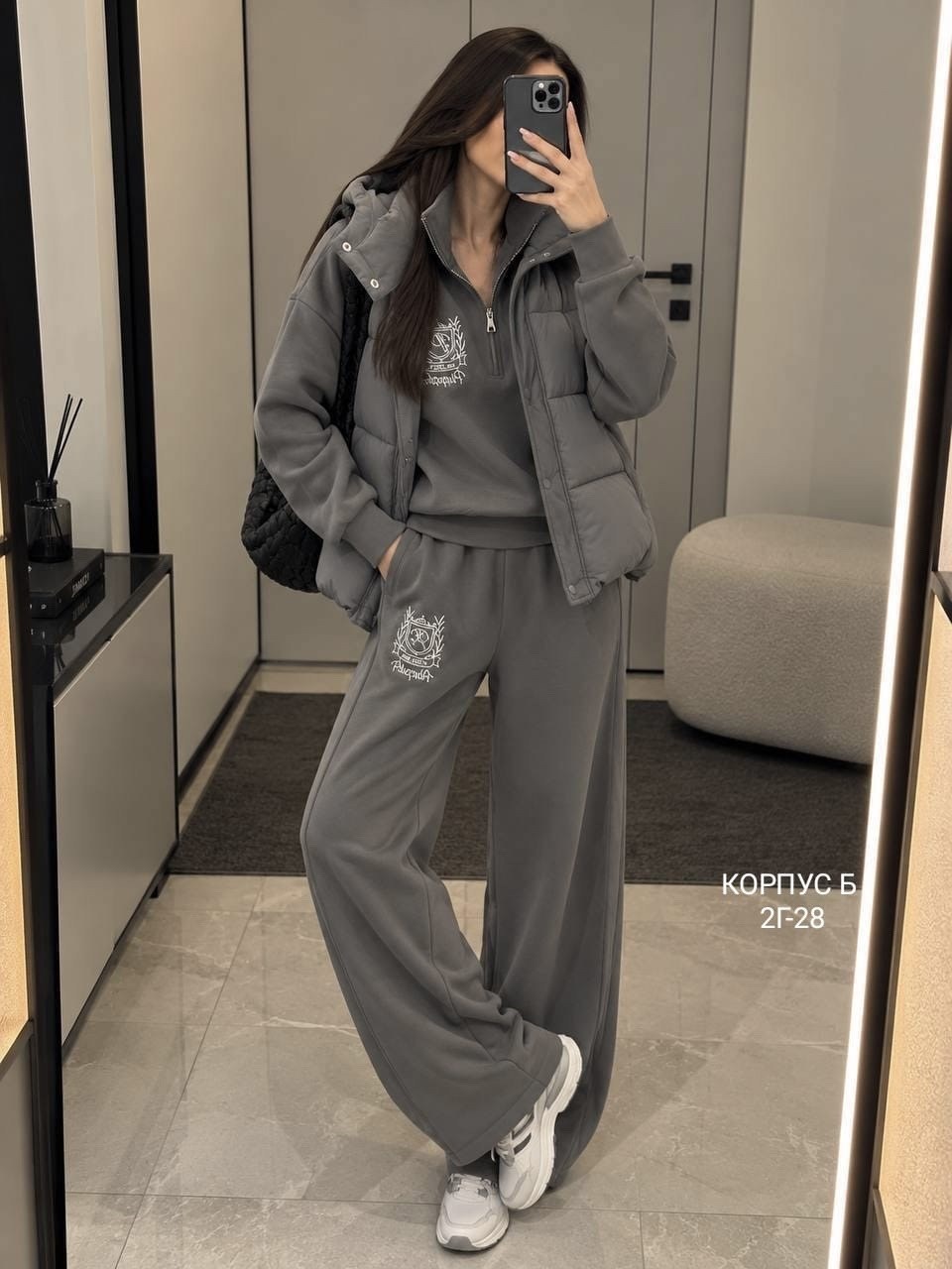 женский чёрный костюм тройка miu miu,женский костюм тройка,костюм тройка с курткой black&brand,женский теплый костюм тройка miu miu,костюм тройка moncler на флисе женский