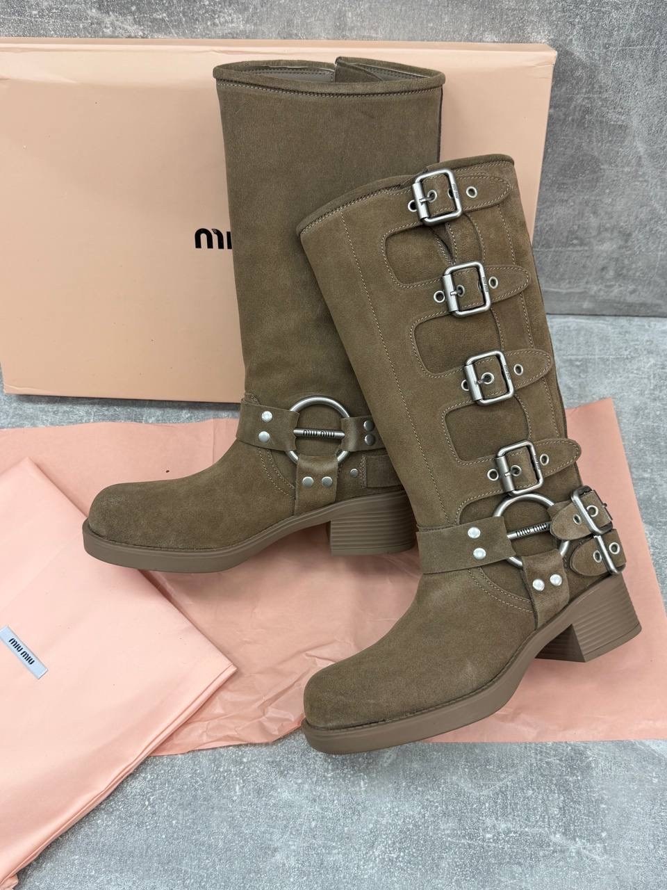 сапоги miu miu,женские сапоги,,сапоги модные,замшевые сапоги