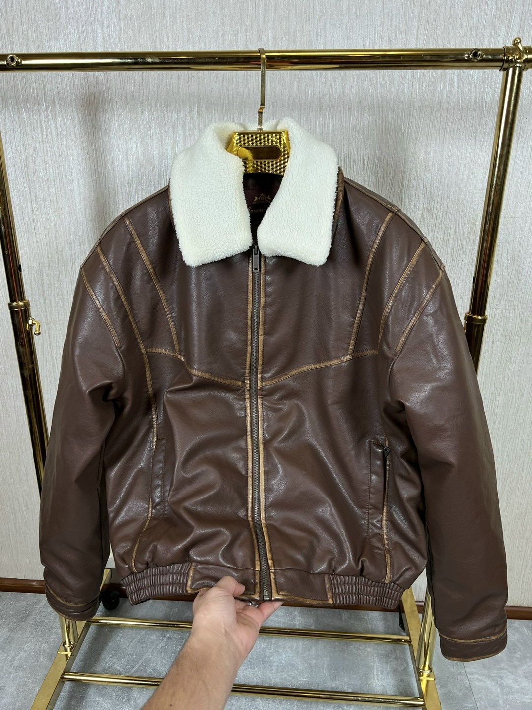 кожаная куртка,кожаная куртка пилот levi’s оригинал xl,зимняя кожаная куртка,куртка кожаная мужская,кожаная куртка с подстежкой мужская