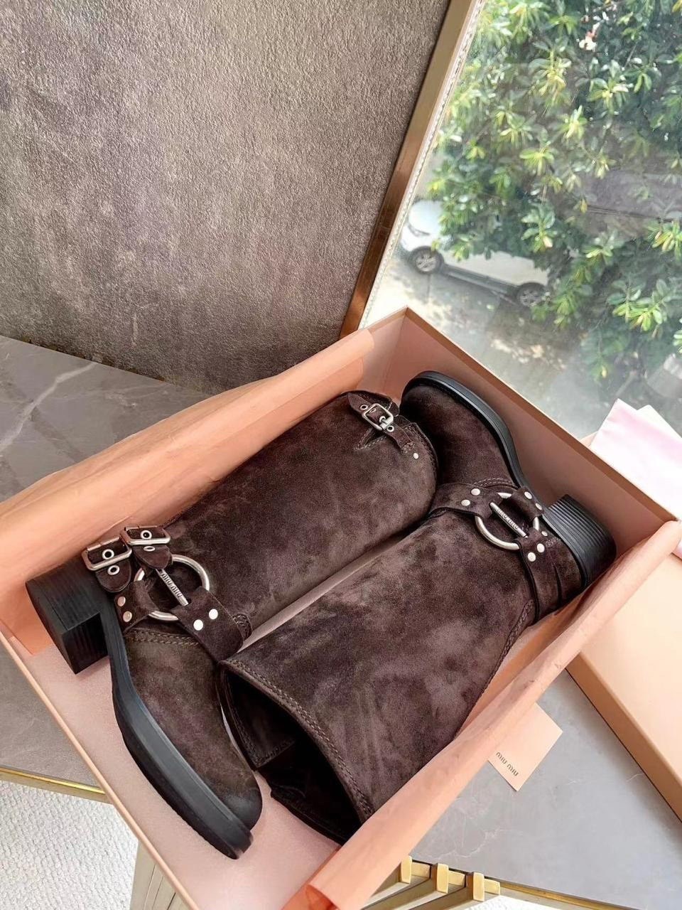 кожаные сапоги miu miu,,сапоги женские коричневые,сапоги женские натуральная замша,miu miu сапоги