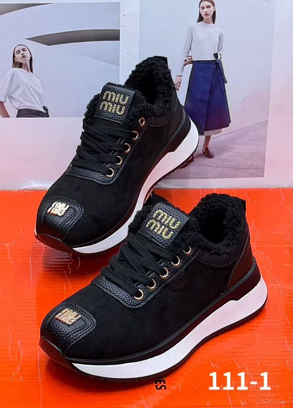 кроссовки женские,,кроссовки для женщин,кроссовки модные,женские зимние кроссовки