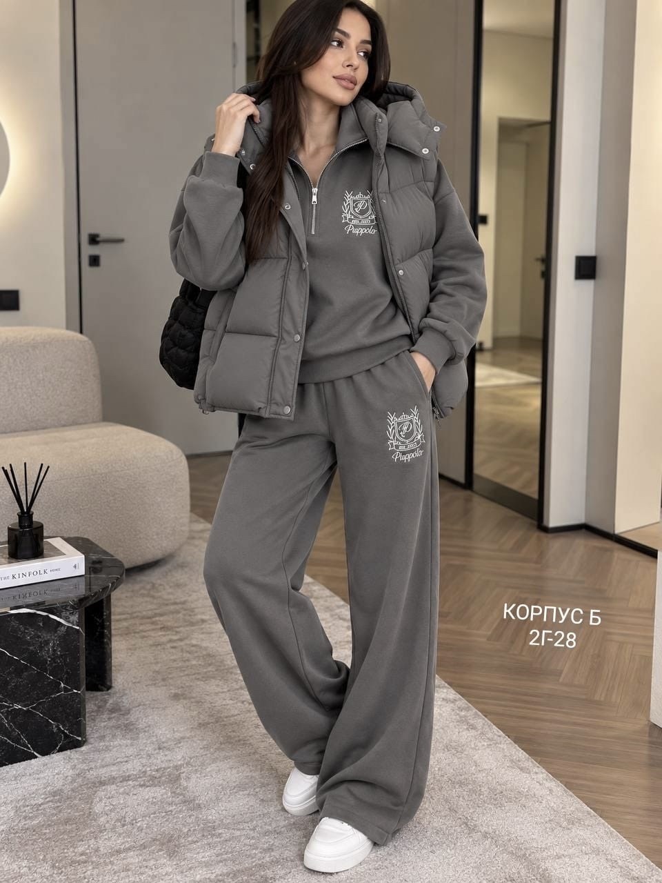 женский чёрный костюм тройка miu miu,женский костюм тройка,костюм тройка с курткой black&brand,женский теплый костюм тройка miu miu,костюм тройка moncler на флисе женский