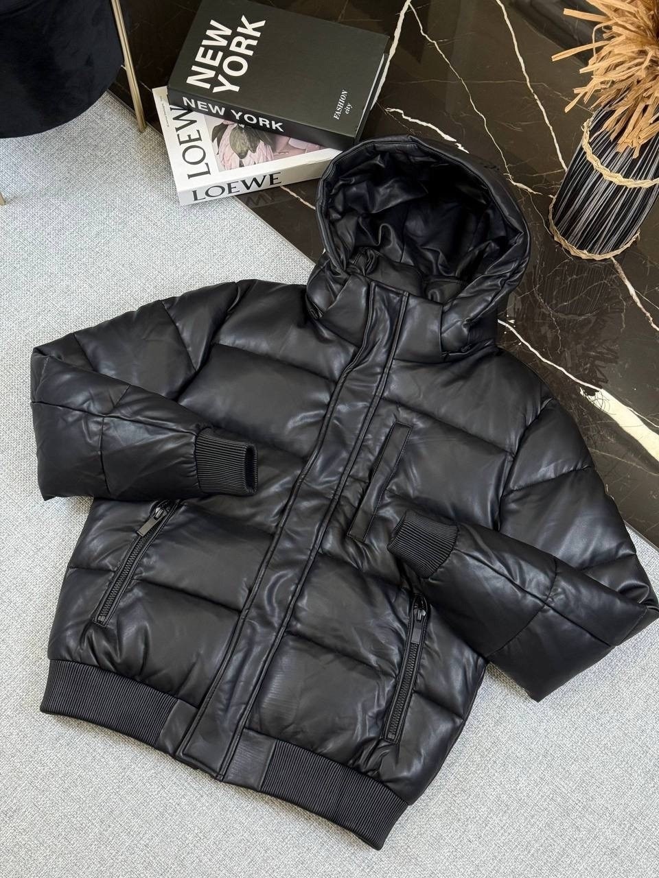 кожаный пуховик мужской,кожаная куртка philipp plein пуховик мужской,стильная мужская куртка,кожаная мужская куртка,зимняя куртка кожаная мужская