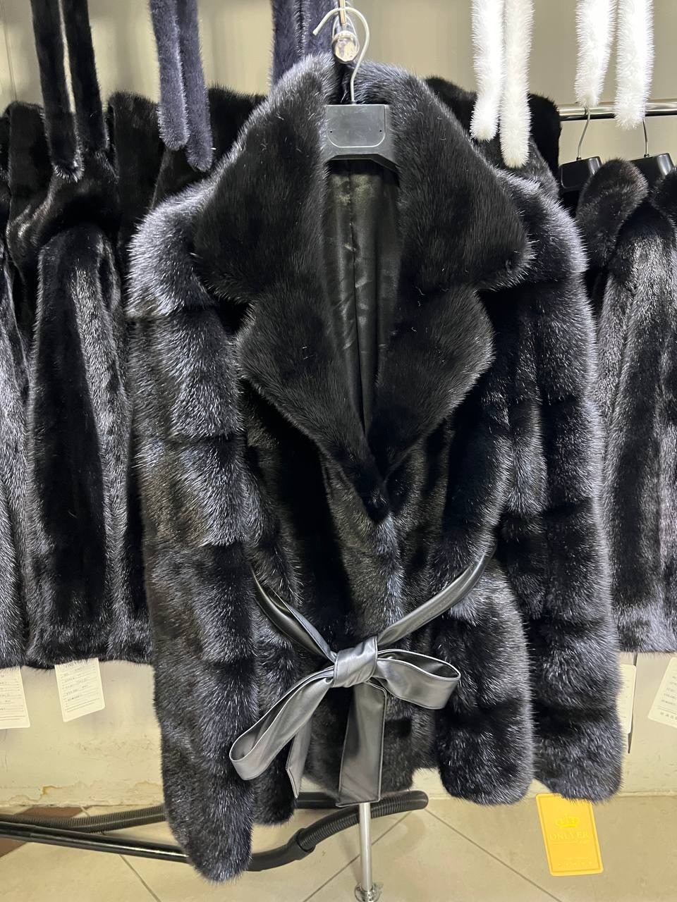 норковая шуба,шуба норка,шуба норковая с капюшоном,шуба,норковая шуба летучая мышь поперечка